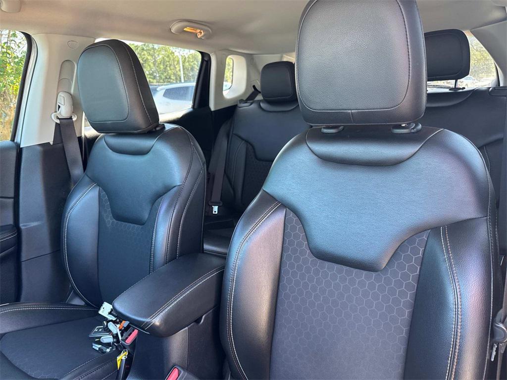 used 2019 Jeep Compass car, priced at $15,333