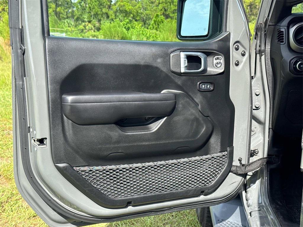 used 2019 Jeep Wrangler Unlimited car, priced at $25,444