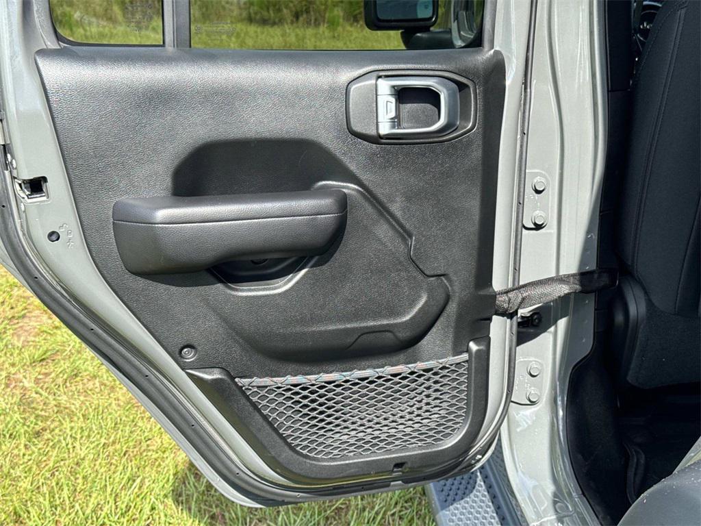 used 2019 Jeep Wrangler Unlimited car, priced at $25,444