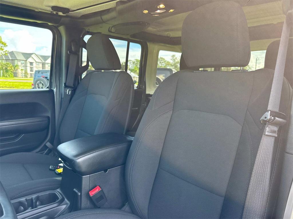 used 2019 Jeep Wrangler Unlimited car, priced at $25,444