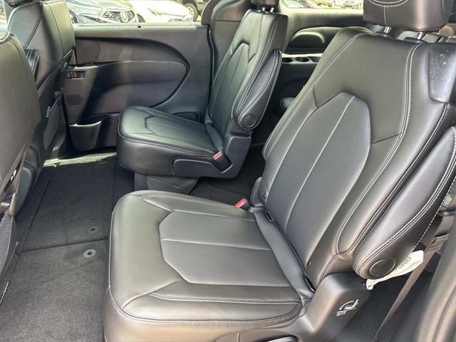 new 2025 Chrysler Pacifica car, priced at $45,920