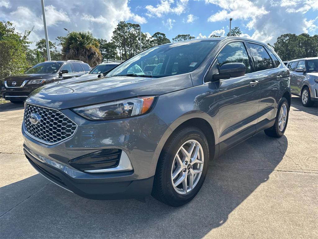 used 2024 Ford Edge car, priced at $21,444