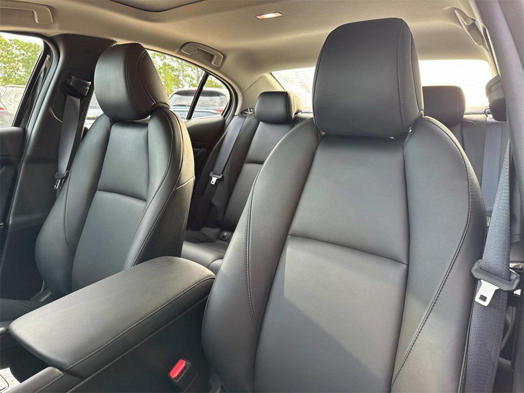 used 2024 Mazda Mazda3 car, priced at $23,444