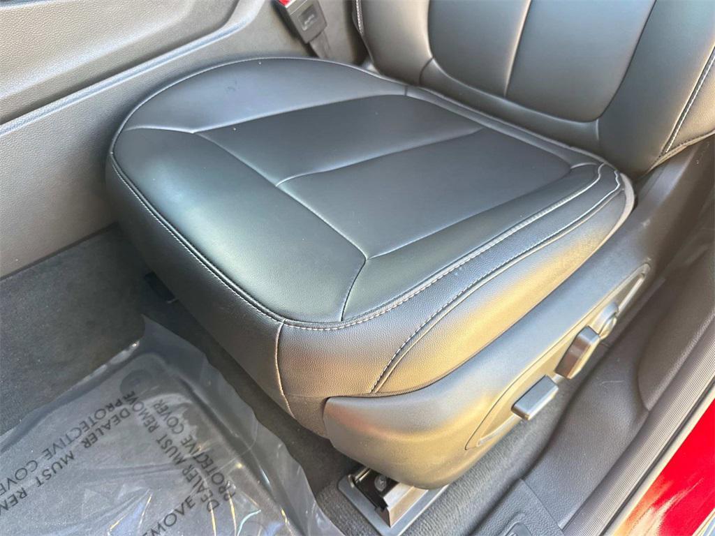 new 2025 Jeep Grand Cherokee L car, priced at $48,490