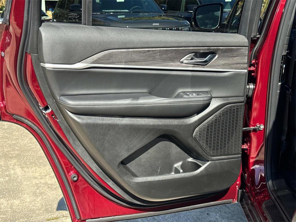 new 2025 Jeep Grand Cherokee L car, priced at $48,490