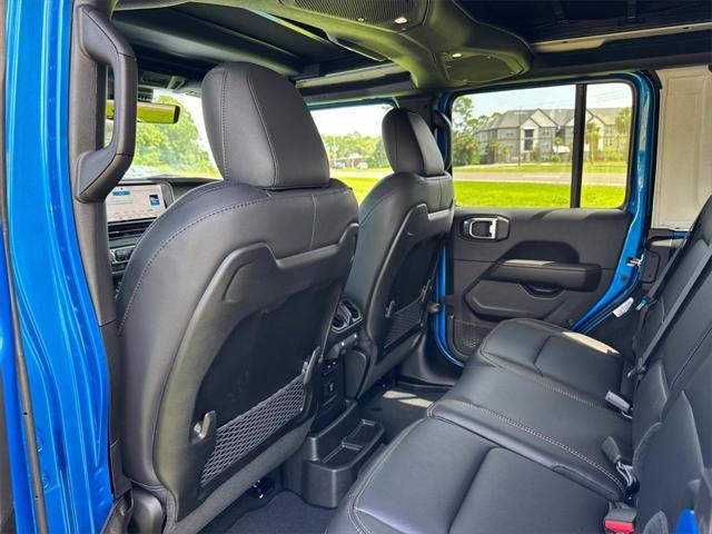 new 2025 Jeep Wrangler car, priced at $62,145