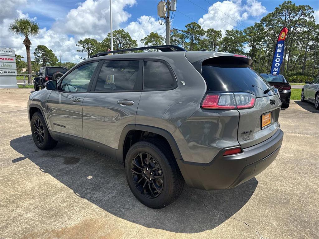 used 2023 Jeep Cherokee car, priced at $20,944