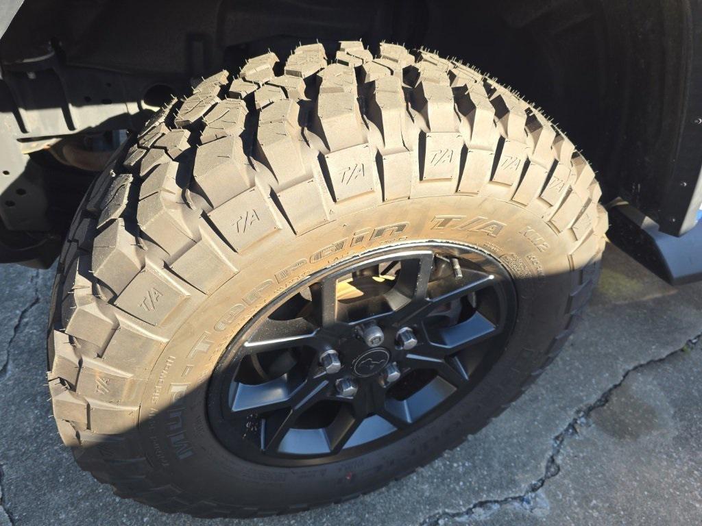 used 2020 Jeep Gladiator car, priced at $25,933