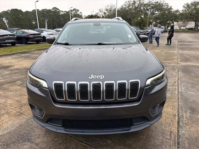 used 2019 Jeep Cherokee car, priced at $17,333