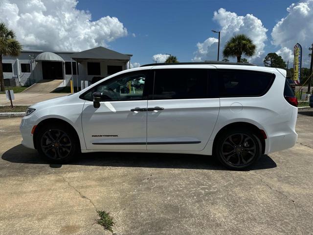 new 2024 Chrysler Pacifica car, priced at $49,540