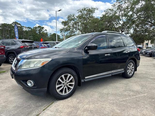 used 2015 Nissan Pathfinder car, priced at $9,911