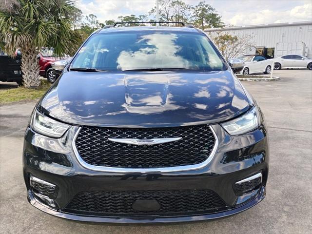 used 2023 Chrysler Pacifica car, priced at $33,777