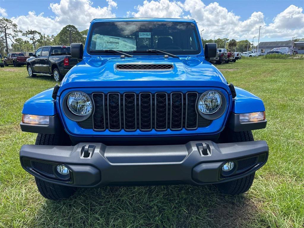 new 2025 Jeep Gladiator car, priced at $52,320