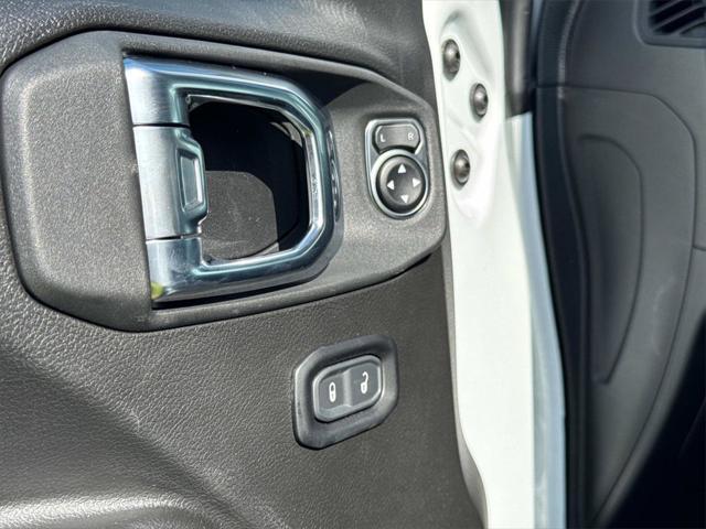 new 2025 Jeep Wrangler car, priced at $47,865