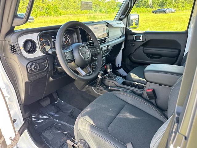 new 2025 Jeep Wrangler car, priced at $47,865
