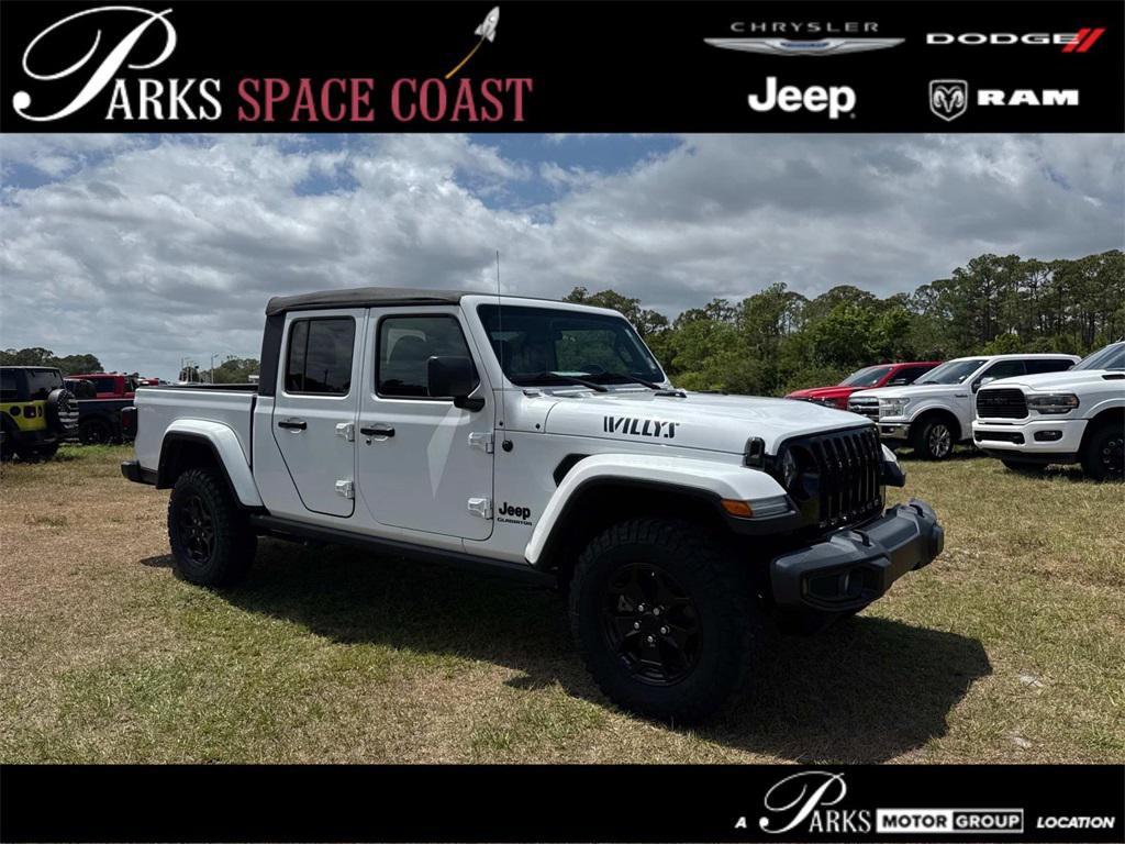 used 2022 Jeep Gladiator car, priced at $35,444