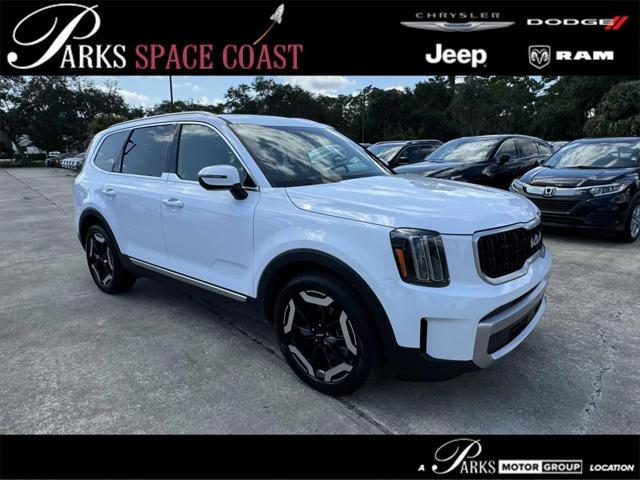 used 2023 Kia Telluride car, priced at $36,333