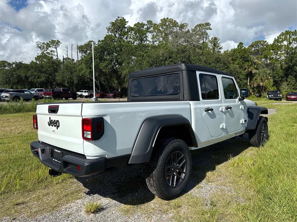 new 2025 Jeep Gladiator car, priced at $47,440