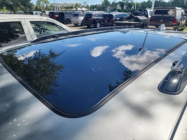 used 2022 Jeep Grand Cherokee car, priced at $38,911