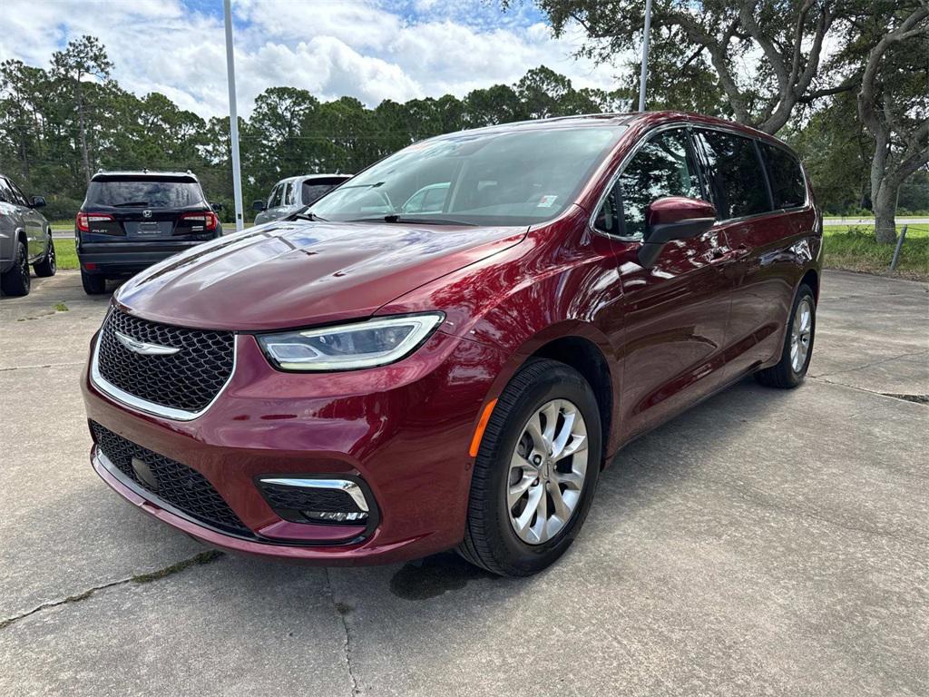 used 2023 Chrysler Pacifica car, priced at $32,944