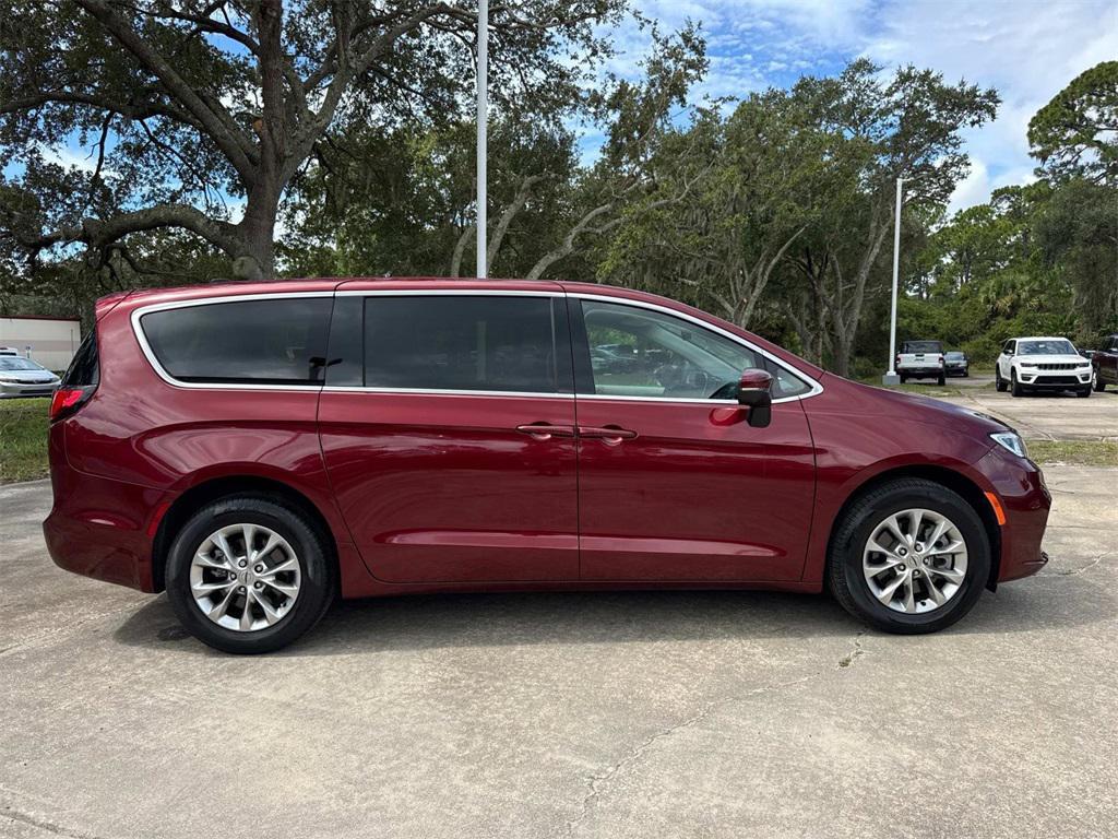 used 2023 Chrysler Pacifica car, priced at $32,944