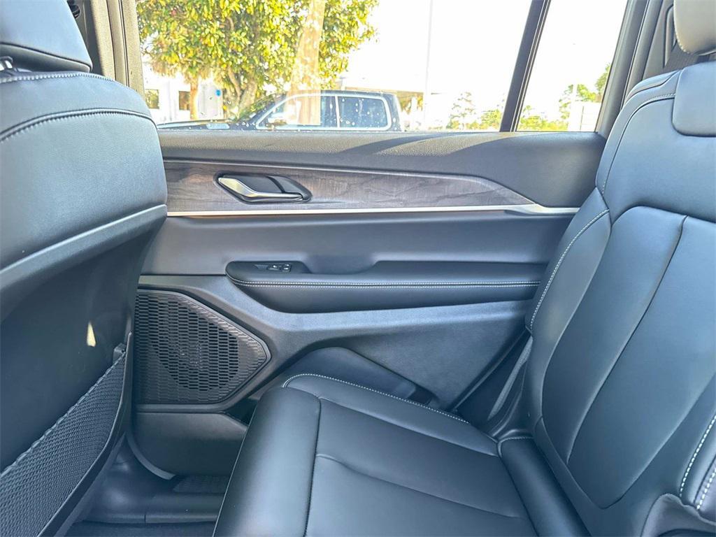 new 2025 Jeep Grand Cherokee L car, priced at $47,895