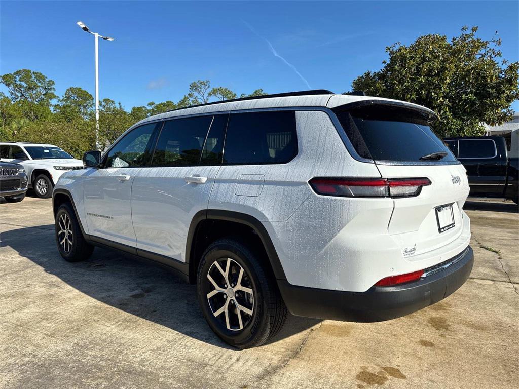 new 2025 Jeep Grand Cherokee L car, priced at $47,895