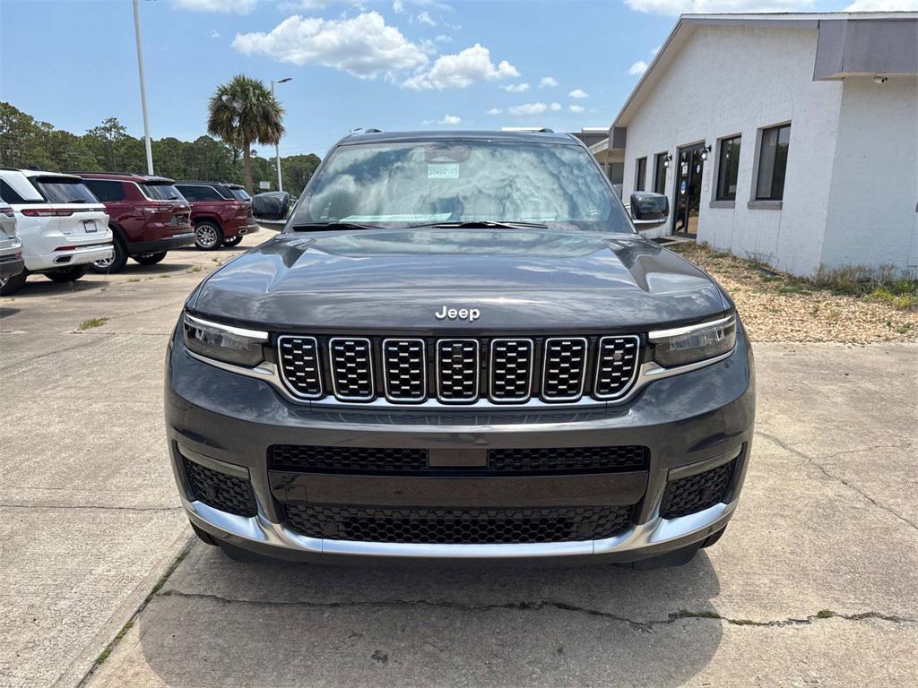 new 2025 Jeep Grand Cherokee L car, priced at $72,420