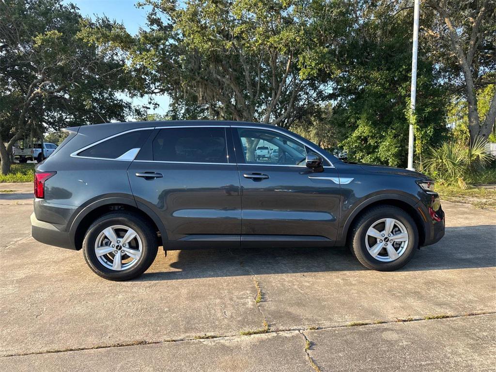 used 2023 Kia Sorento car, priced at $23,444