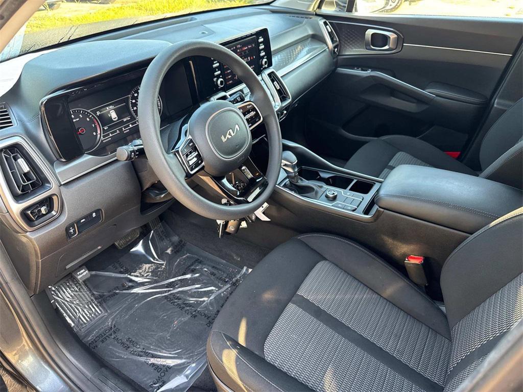used 2023 Kia Sorento car, priced at $23,444
