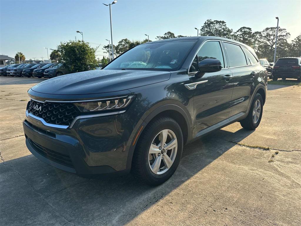 used 2023 Kia Sorento car, priced at $23,444