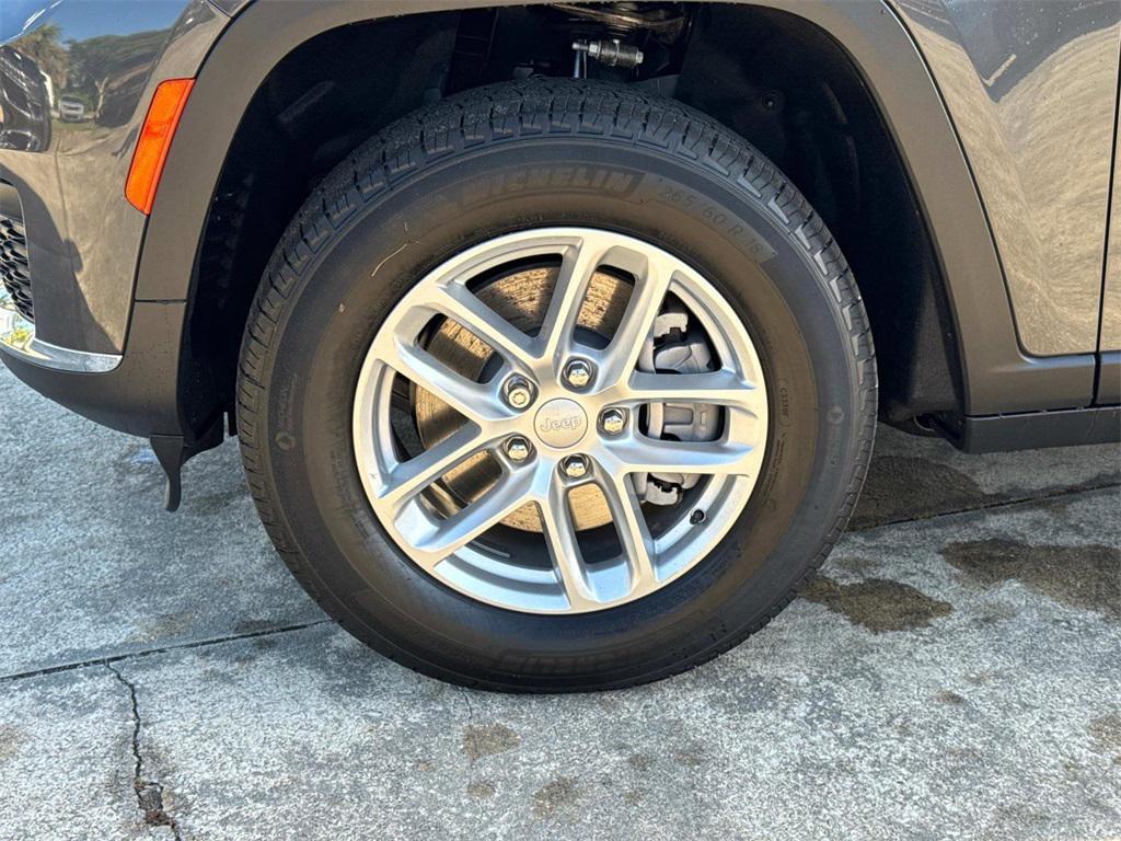 new 2025 Jeep Grand Cherokee L car, priced at $44,415