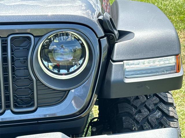 new 2024 Jeep Gladiator car, priced at $66,630