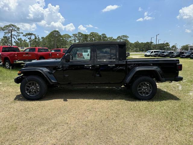 new 2024 Jeep Gladiator car, priced at $50,400