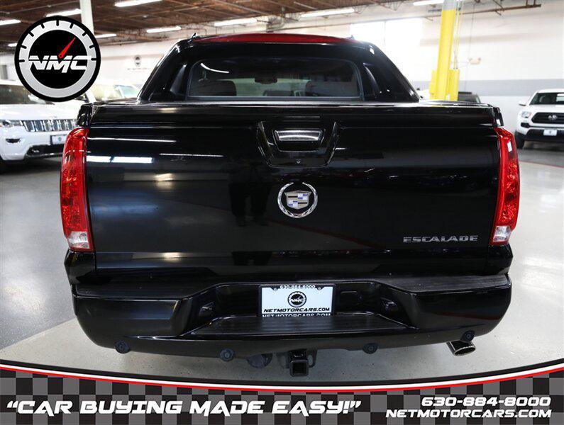 used 2012 Cadillac Escalade EXT car, priced at $29,950