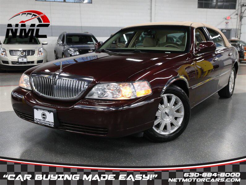 used 2008 Lincoln Town Car car, priced at $12,950