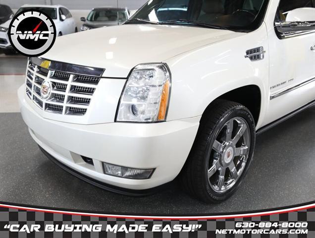 used 2013 Cadillac Escalade EXT car, priced at $29,950