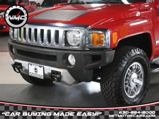 used 2009 Hummer H3 car, priced at $18,750