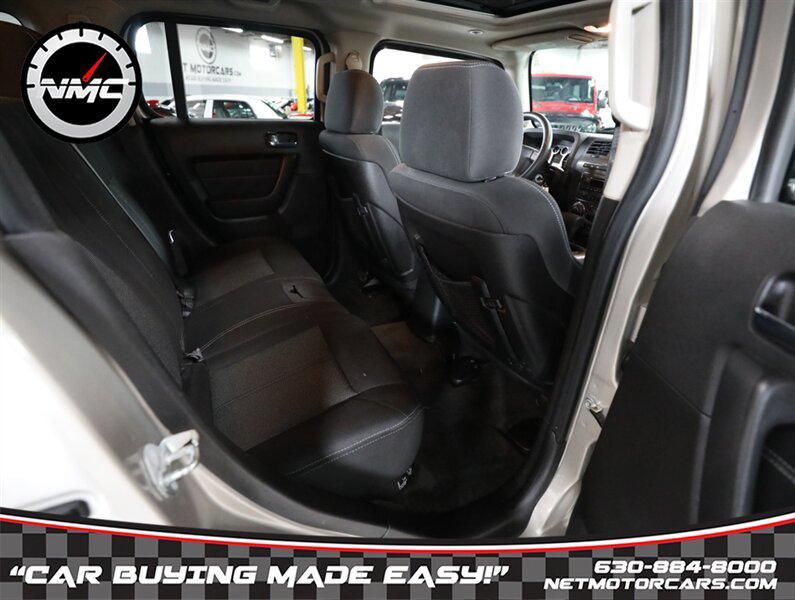 used 2009 Hummer H3 car, priced at $15,550
