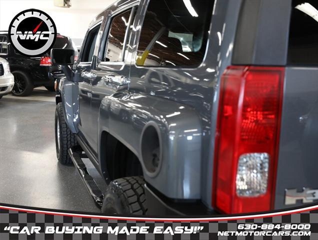 used 2009 Hummer H3 car, priced at $16,825