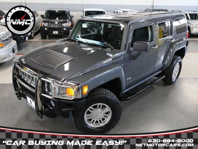 used 2009 Hummer H3 car, priced at $16,825