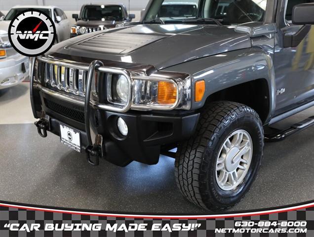 used 2009 Hummer H3 car, priced at $16,825