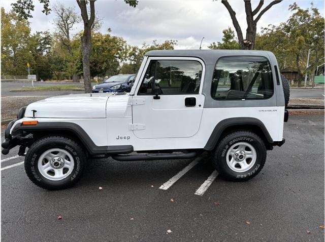 used 1992 Jeep Wrangler car, priced at $9,995