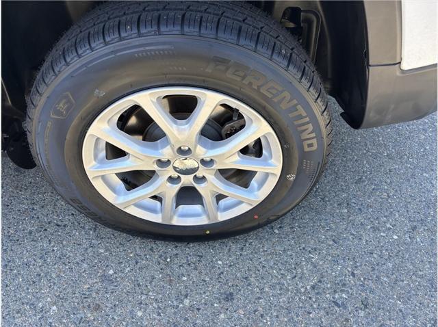 used 2016 Jeep Cherokee car, priced at $9,995