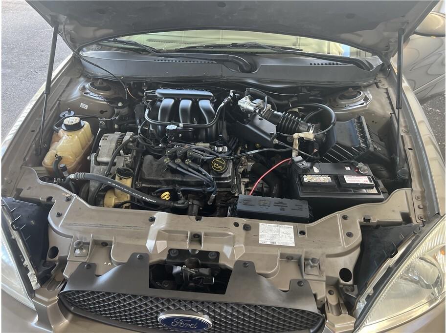 used 2006 Ford Taurus car, priced at $4,995
