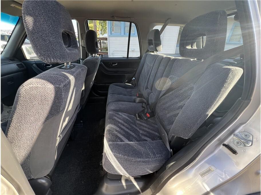 used 2000 Honda CR-V car, priced at $7,995