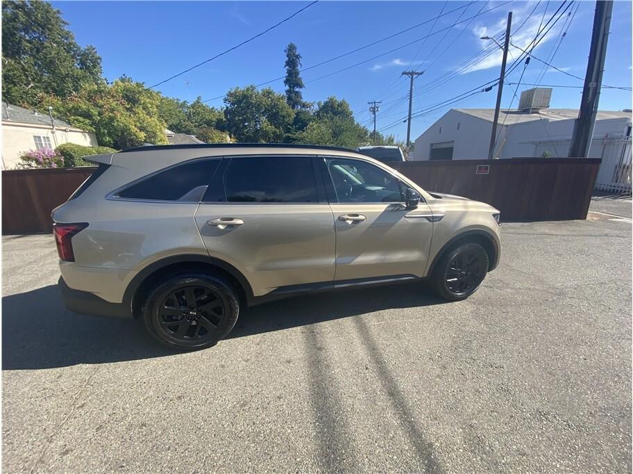 used 2021 Kia Sorento car, priced at $24,995
