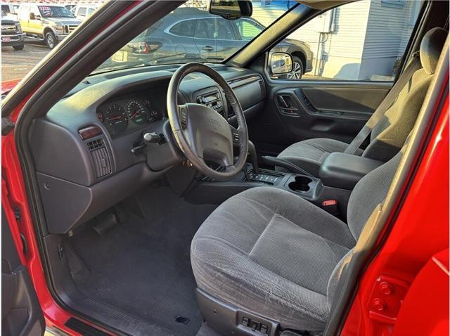 used 2000 Jeep Grand Cherokee car, priced at $6,995