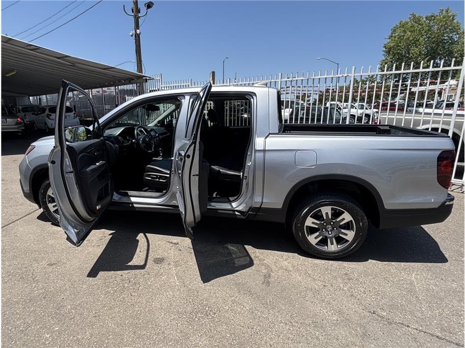 used 2019 Honda Ridgeline car, priced at $18,995