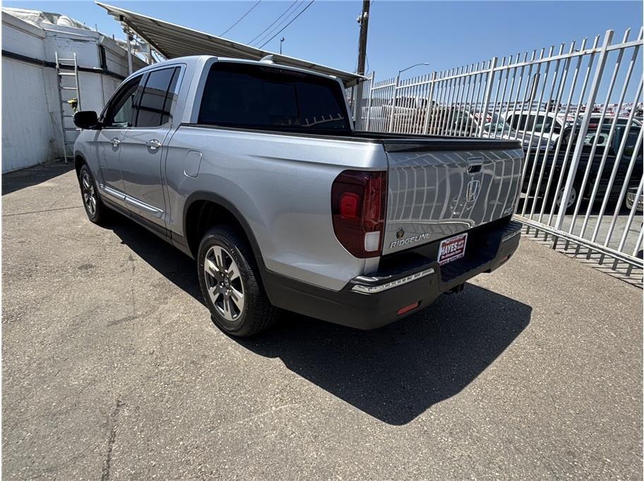 used 2019 Honda Ridgeline car, priced at $18,995
